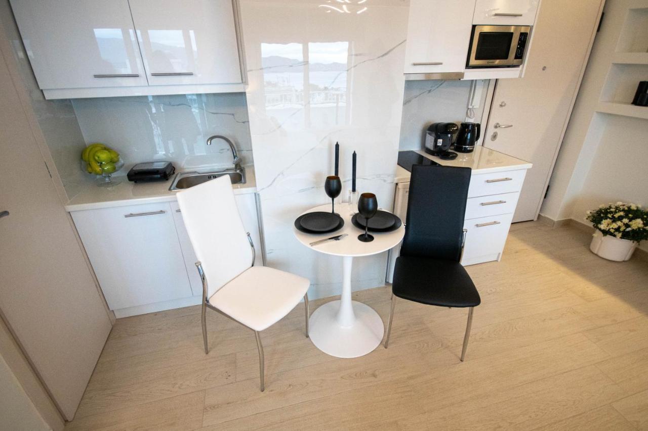 Sea View Luxury Apartment โวโลส ภายนอก รูปภาพ